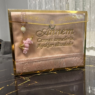 ANNELER GÜNÜNE ÖZEL 