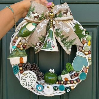 El Yapımı Çini Kapı Süsü (11) - Doğal Ahşap Kapı Çelengi (30 cm)