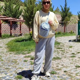 Ayarlanabilir askılı seyahat çantası