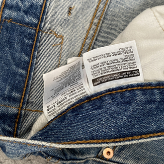 Levis vtg kot şort ( 38 size )