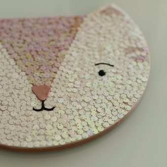 kitty- duvar süsü 