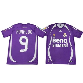 REAL MADRİD MOR RONALDO FORMASI