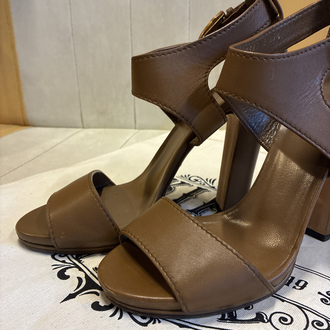 Gucci Leather Heels