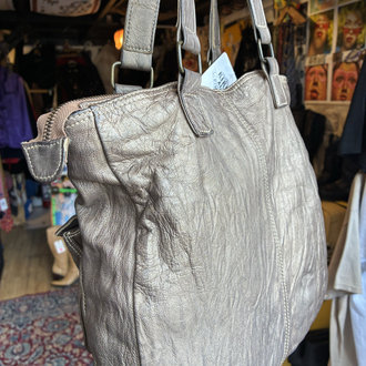 90's Messenger Leather Bag