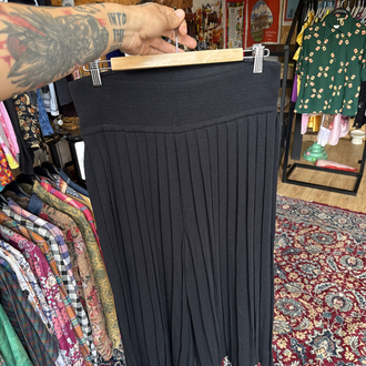 80’s Knife-Pleat Wide Leg Culottes – Jet Black
