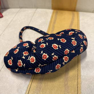 50’s Quilted Floral Kiss-Lock Purse — Midnight Blue & Cherry Bloom