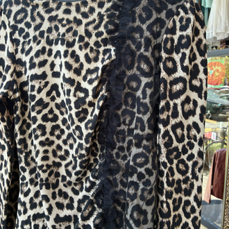 Leo Long Sleeve Top