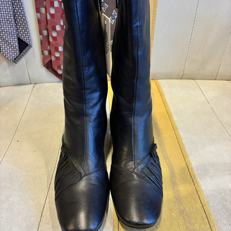 Lady D. Leather Boots