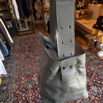 rara Leather Box Bag