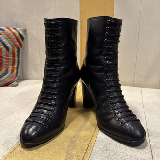 90s Lace Up Front Leather Boots