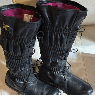 RARE SOREL FIRENZY BOOTS