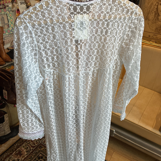 70’s White Lace Robe — Dreamlight Whisper