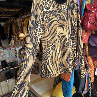 Leo Top