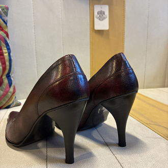 90's Bentini Cherry Heels