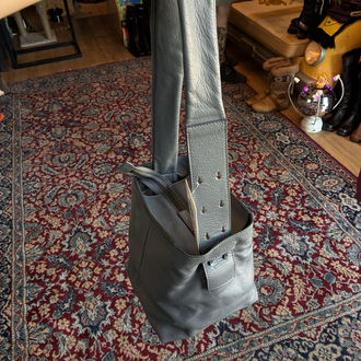 rara Leather Box Bag