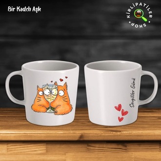 KirliPatiler Taş Kupa Fincan Üzeri Sevgili Kedi Baskılı