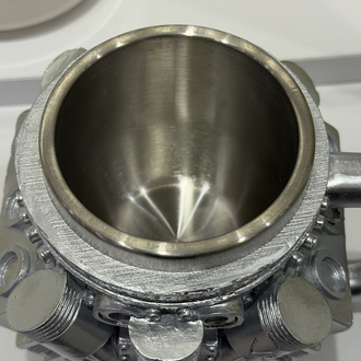 V6 Motor Çelik Kupa