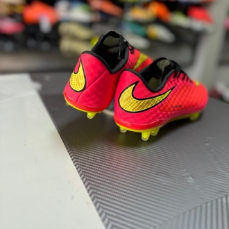 Nike hypervenom