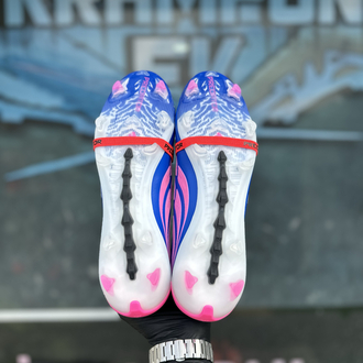 Yeni Sezon Predator Legend Elite Tamprof