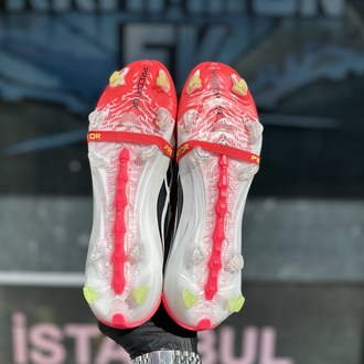 Yeni Sezon Predator Legend Elite Tamprof
