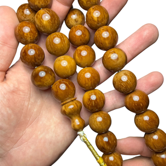 MÜZELİK BİR KUKA