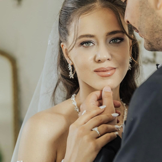 LARİSSA model(kolye/küpe/bileklik)