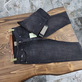 Burberry Slim Fit Luxury Denim | Premium Italian Dokunuş & İkonik Detaylar