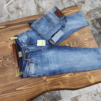 Burberry Slim Fit Luxury Denim | Premium Italian Dokunuş & İkonik Detaylar