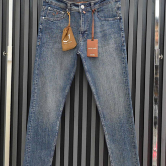 Jacop Cohen Italian-Inspired Luxury Denim | Precision Stitching, Signature Details & Limited Ser