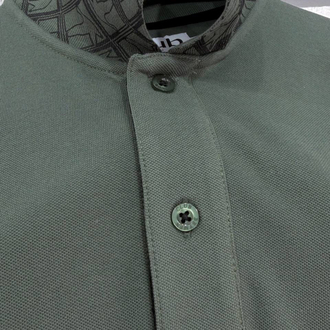 Bymn Yakalı T-Shirt 
