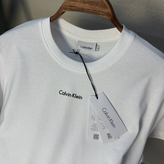 Clvn T-shirt 