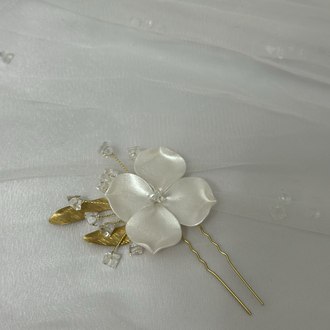 Flora hair pin B26/07