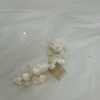 White Petal comb. B26/05