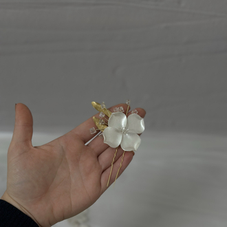 Flora hair pin B26/07