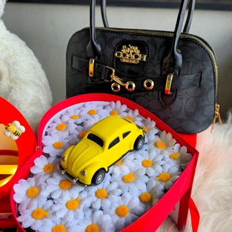 LOVE Işıklı Premium Hediye Seti – Peluş & Çanta/Birbirinden Güzel Hediyelerle Dolu