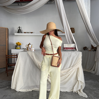Omuz Detaylı Sarı Bluz/Pantolon Takım