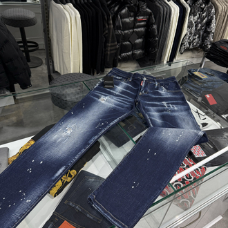DSQUARED2