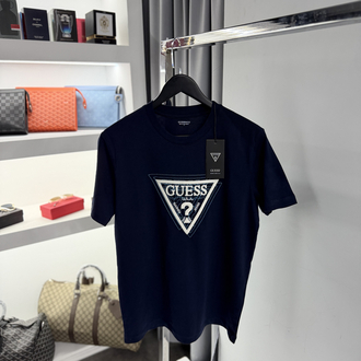 Guess T-shirt