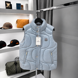 Moncler Yelek