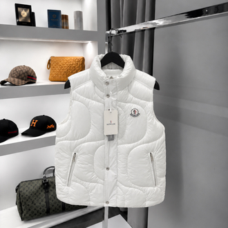 Moncler Yelek