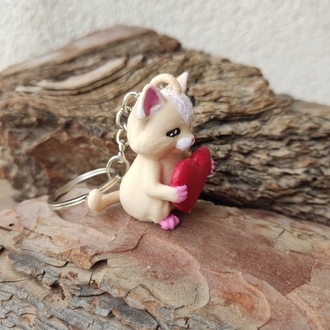 3D El Boyama Sevgi Elçisi Kedi Anahtarlık - Hediyelik Figüratif Obje,

