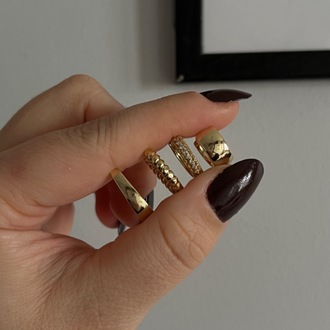 14 Ayar Altın Renginde Mini Burgu Halka Küpe