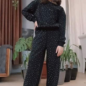 Taşlı kız takım