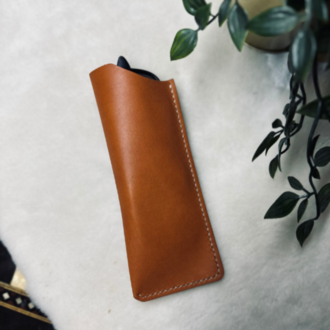 Cushy Sunglesses Case / Taba Vegetal Leather