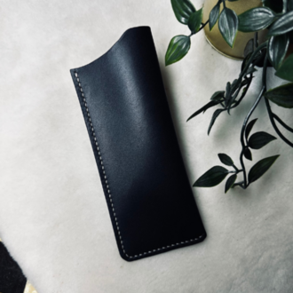 Cushy Sunglesses Case / Siyah Vegetal Leather