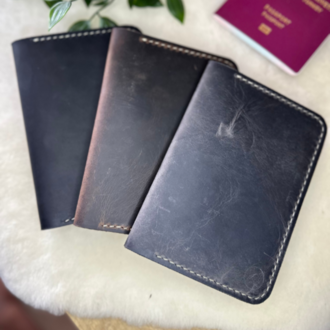Plethora Pasaport Wallet / Siyah Crazy Leather