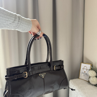  Prada Medium Handbag Deri
