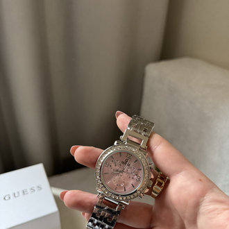 GUESS SAAT