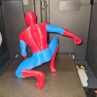 3D Printer Dekor Figür – Süper Kahraman Temalı Masaüstü Biblo