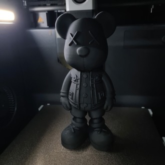 Minimal Bear Figür – Modern Dekoratif Oyuncak & Koleksiyon Biblo